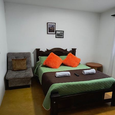 Hostal Villa Del Sol Salento Exterior photo