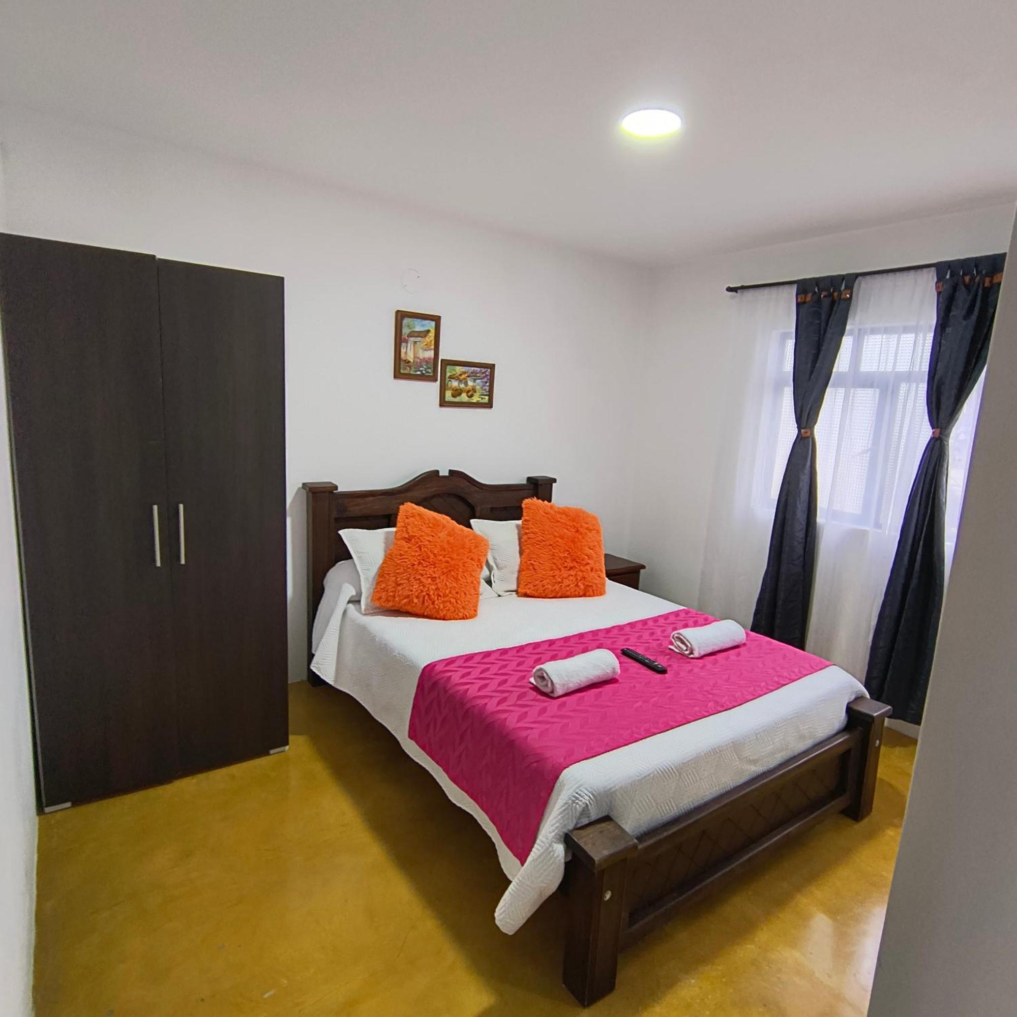 Hostal Villa Del Sol Salento Exterior photo
